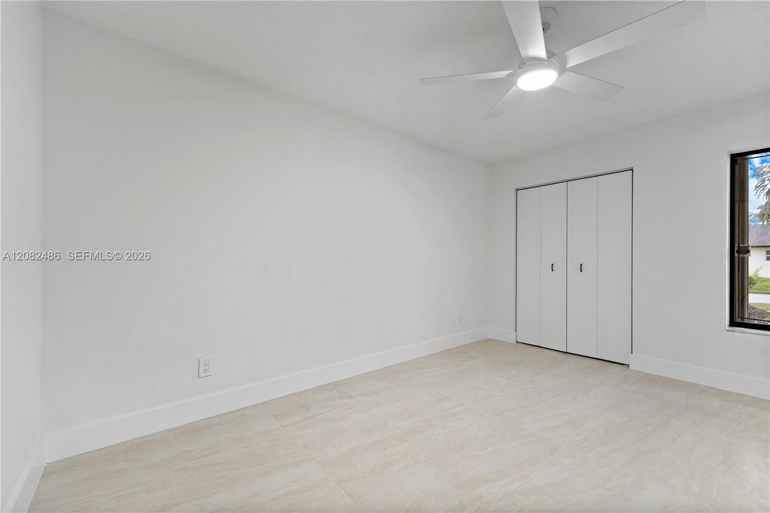 For Sale: $810,000 (4 beds, 2 baths, 1912 Square Feet)