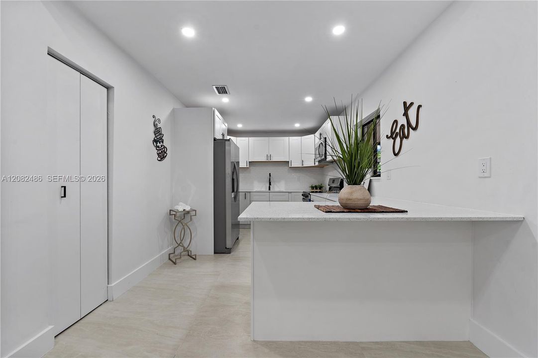 For Sale: $810,000 (4 beds, 2 baths, 1912 Square Feet)