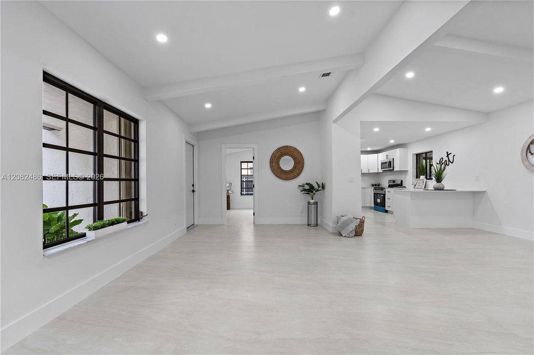 For Sale: $810,000 (4 beds, 2 baths, 1912 Square Feet)