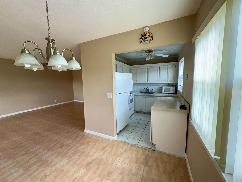 Kitchen/Living Room