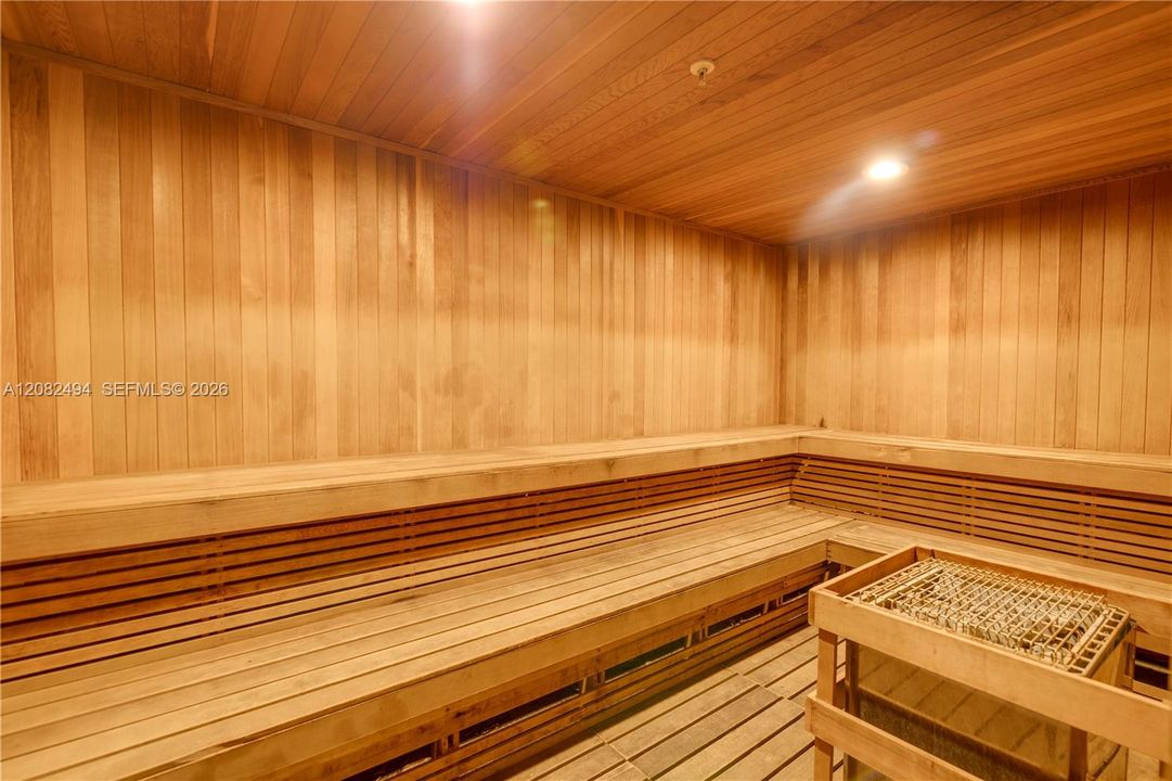 В аренду: $3,250 (2 спален, 2 ванн, 1170 Квадратных фут)