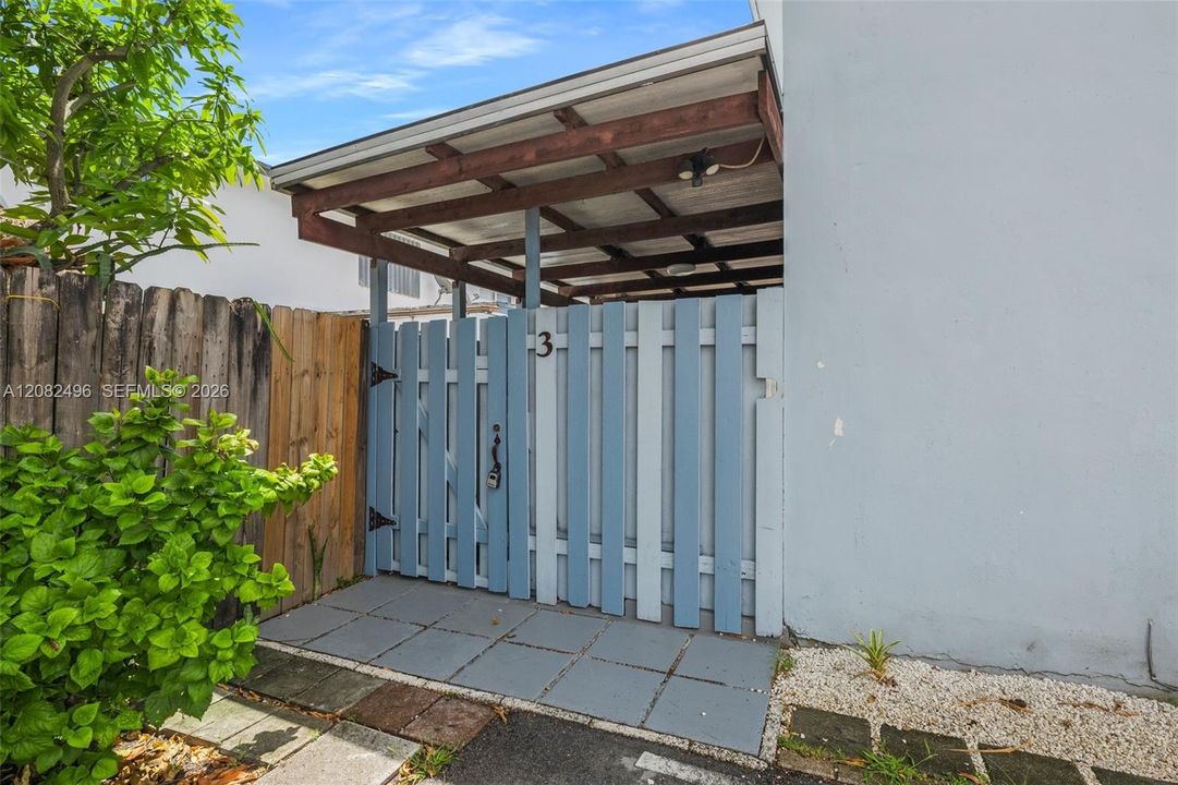 For Rent: $2,850 (3 beds, 2 baths, 1163 Square Feet)