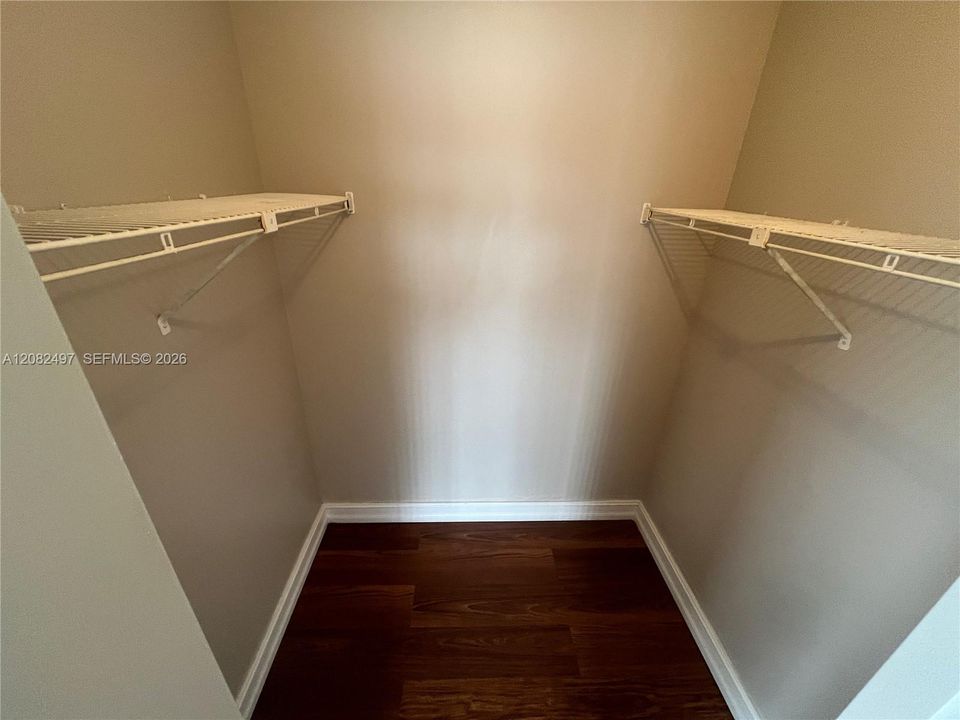 En Renta: $2,000 (2 camas, 2 baños, 832 Pies cuadrados)