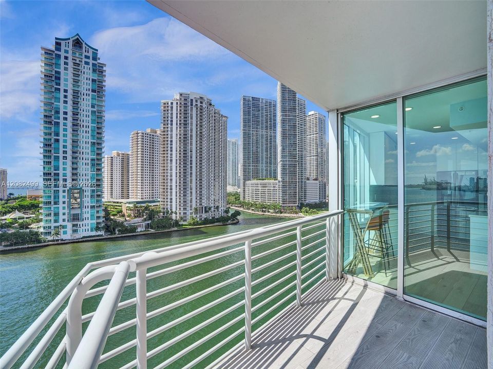На продажу: $1,225,000 (3 спален, 2 ванн, 1792 Квадратных фут)