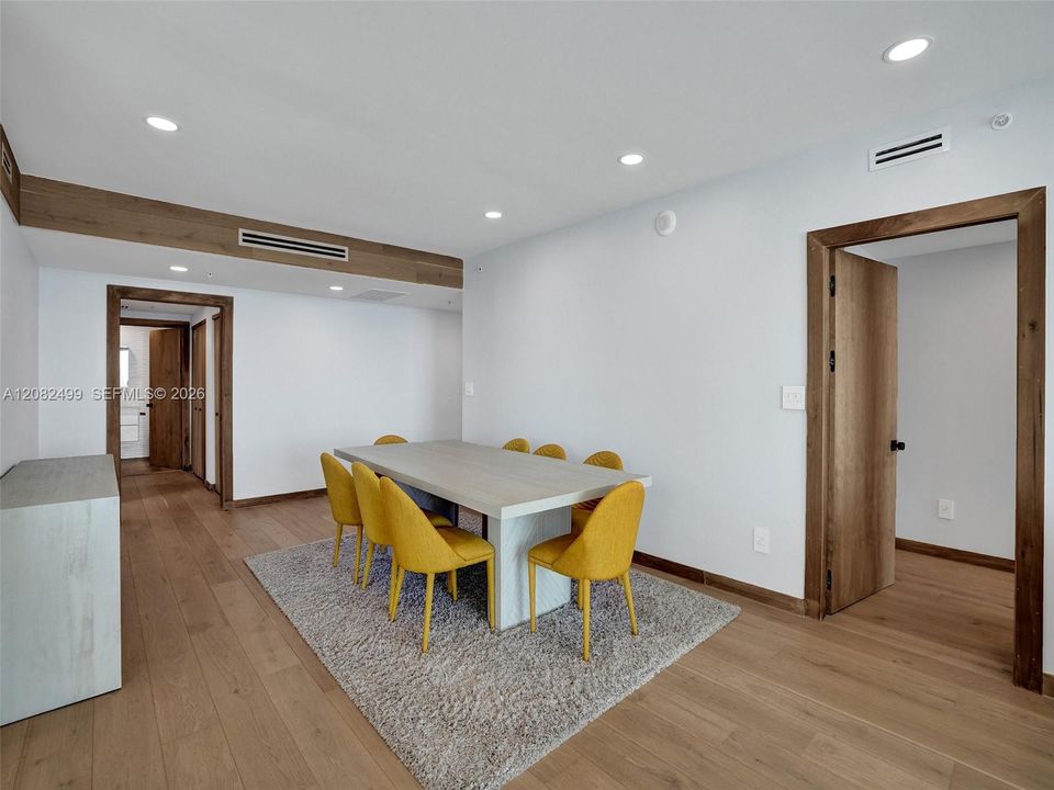 На продажу: $1,225,000 (3 спален, 2 ванн, 1792 Квадратных фут)