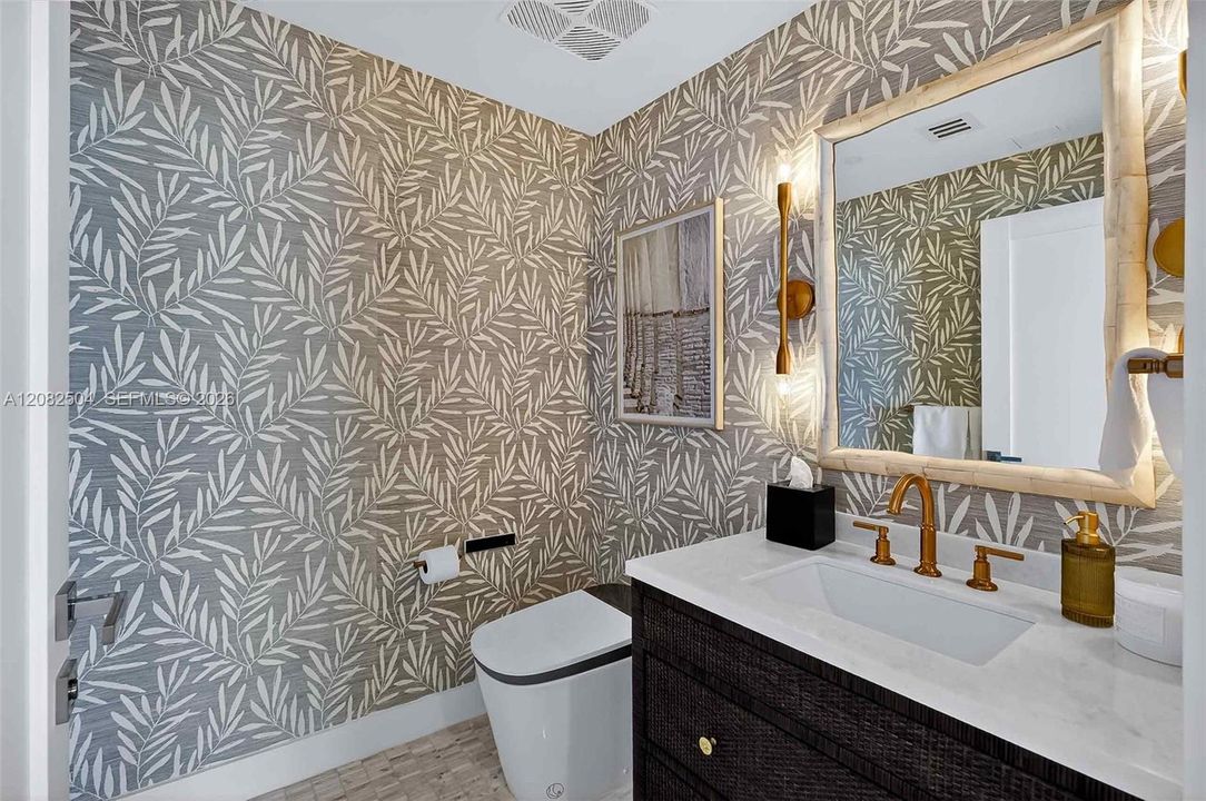 powder room