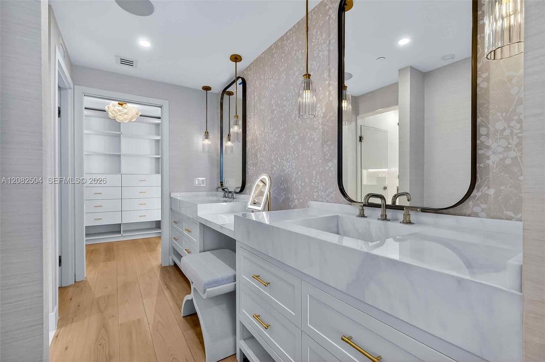 For Rent: $25,000 (4 beds, 4 baths, 2582 Square Feet)