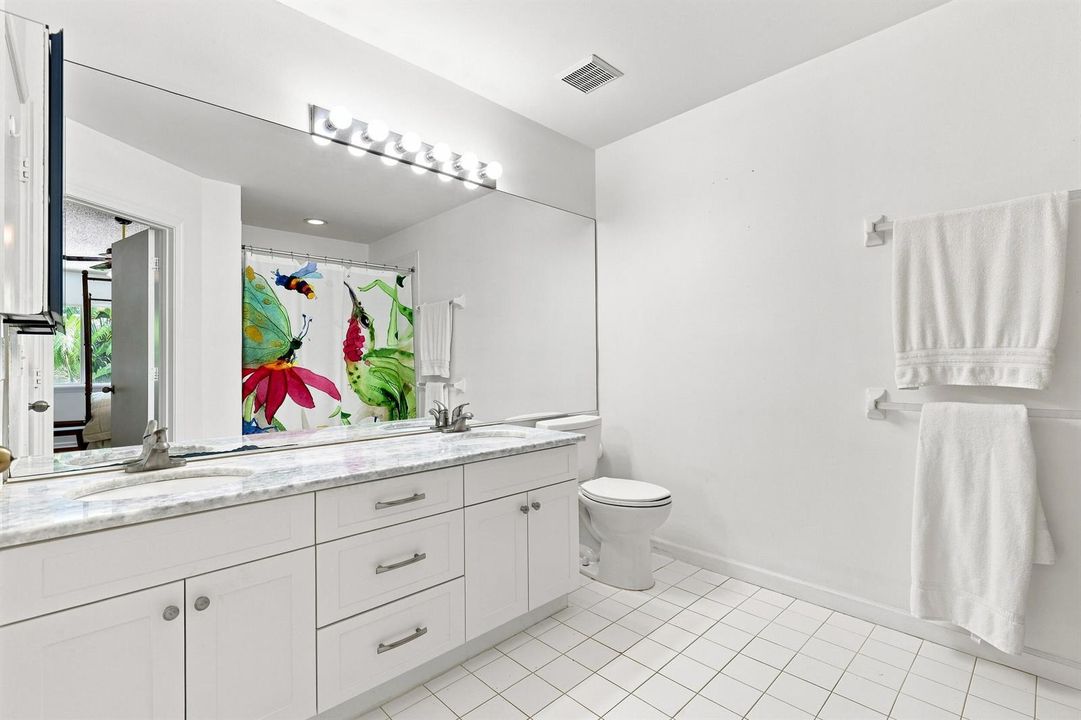 Full Bathroom Upstairs