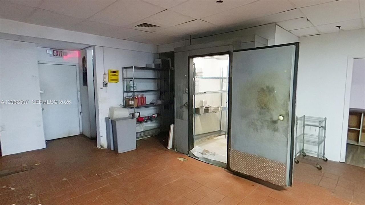 En Renta: $5,250 (0 camas, 0 baños, 0 Pies cuadrados)