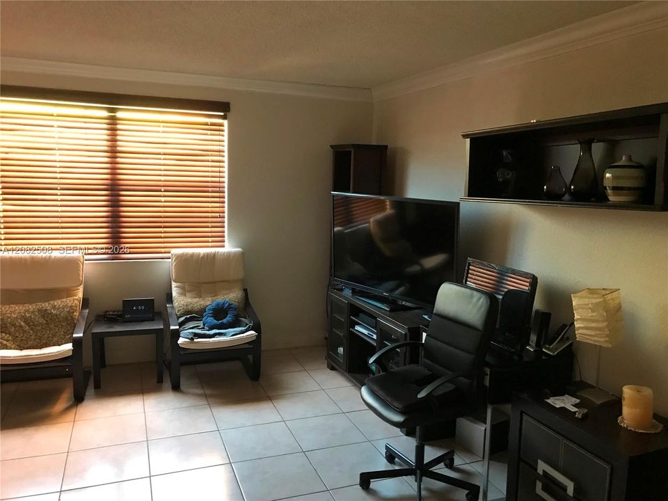 En Renta: $1,500 (2 camas, 1 baños, 1035 Pies cuadrados)