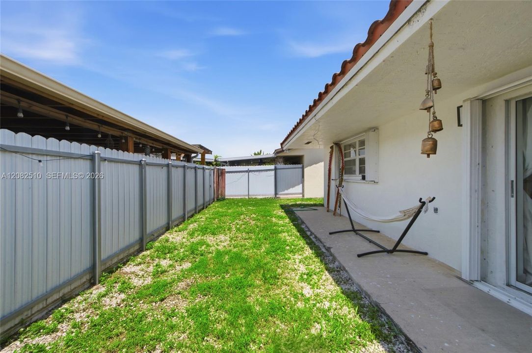 En Venta: $559,900 (3 camas, 2 baños, 1386 Pies cuadrados)