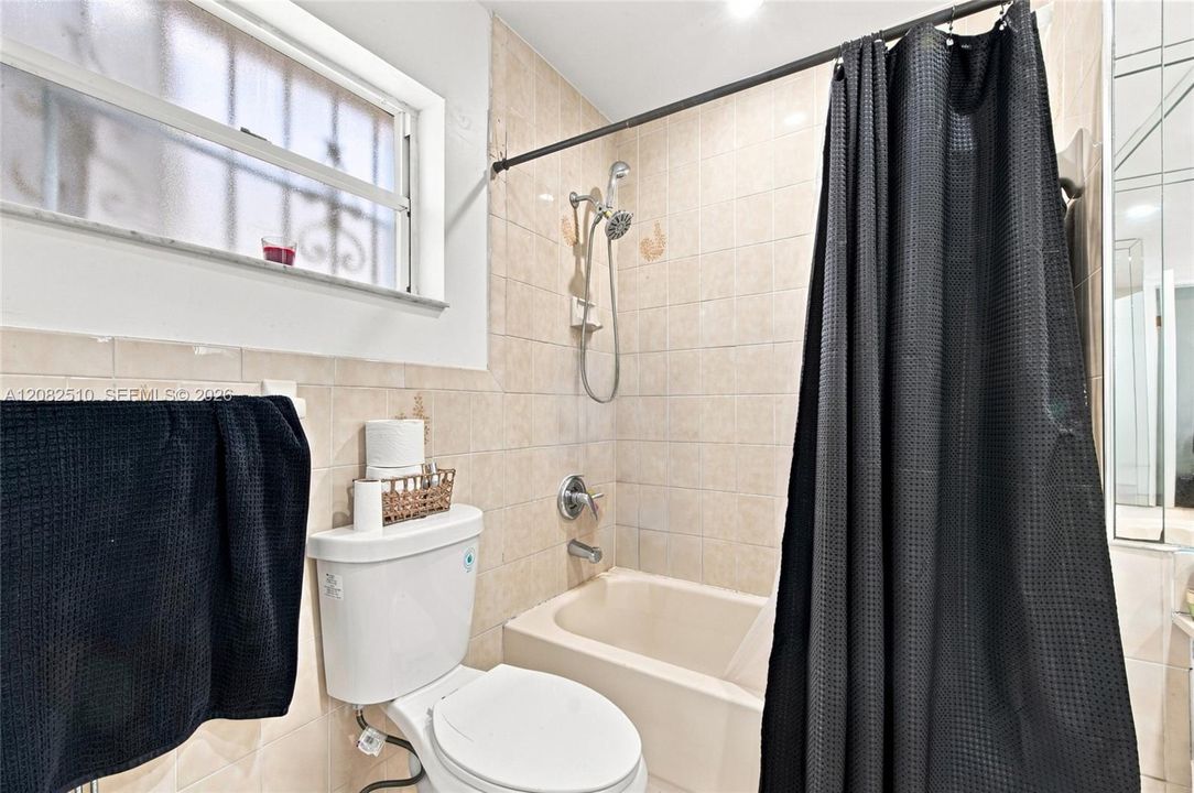 En Venta: $559,900 (3 camas, 2 baños, 1386 Pies cuadrados)