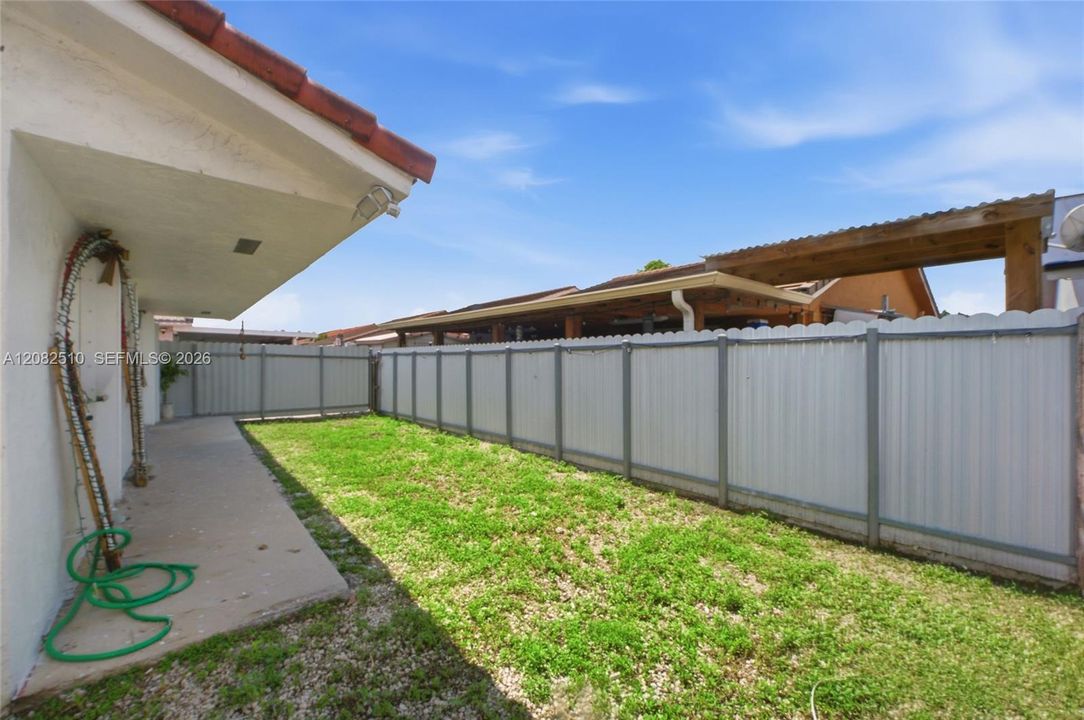 En Venta: $559,900 (3 camas, 2 baños, 1386 Pies cuadrados)