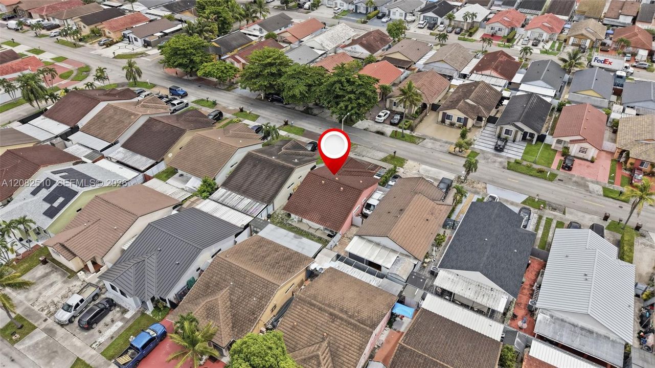 En Venta: $559,900 (3 camas, 2 baños, 1386 Pies cuadrados)