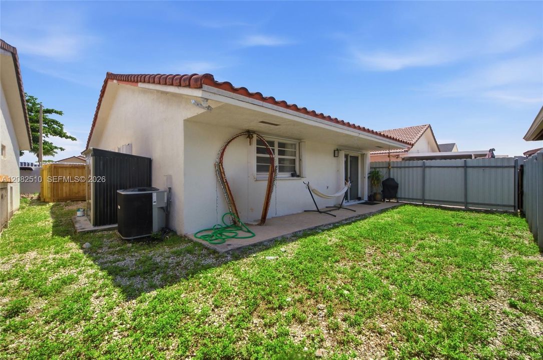 En Venta: $559,900 (3 camas, 2 baños, 1386 Pies cuadrados)