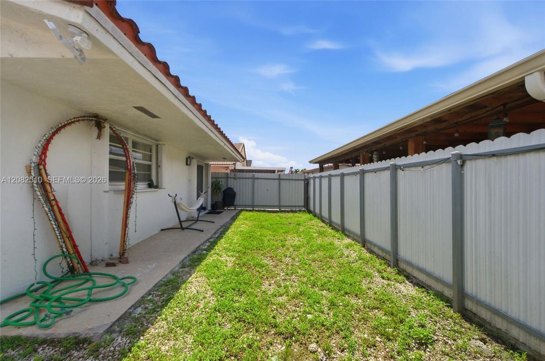 En Venta: $559,900 (3 camas, 2 baños, 1386 Pies cuadrados)