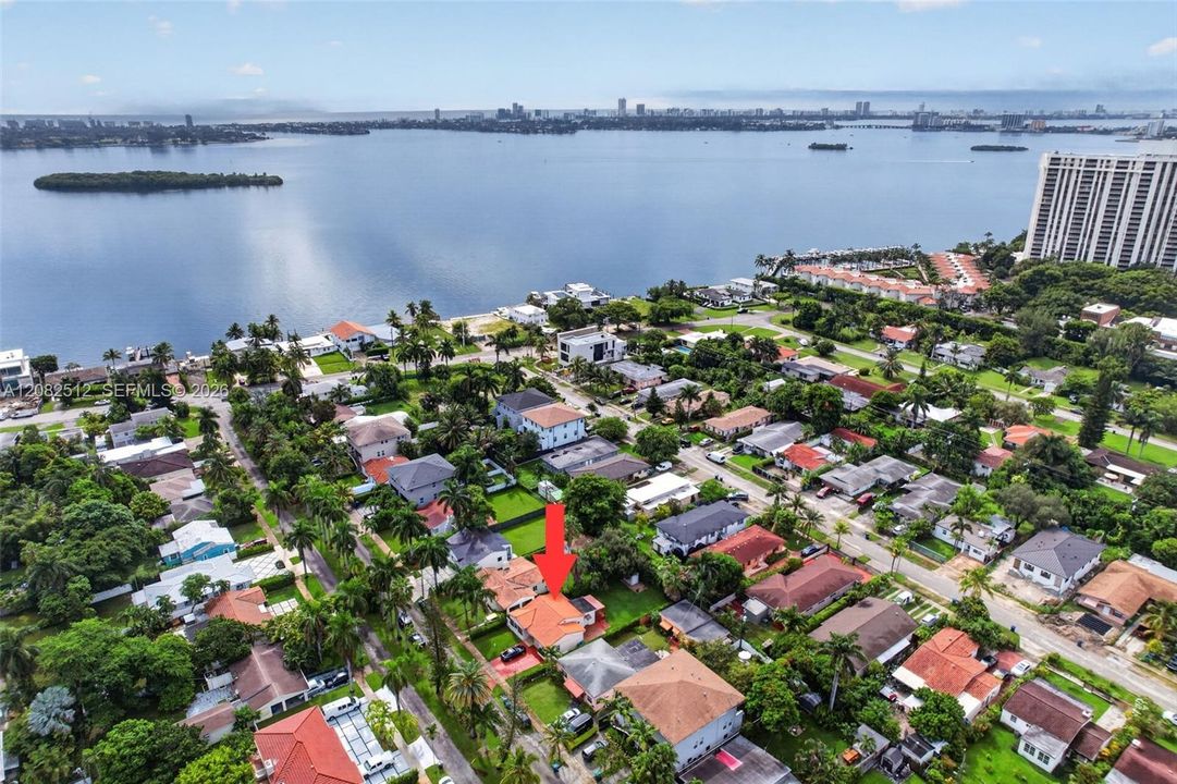 En Venta: $750,000 (3 camas, 2 baños, 1282 Pies cuadrados)