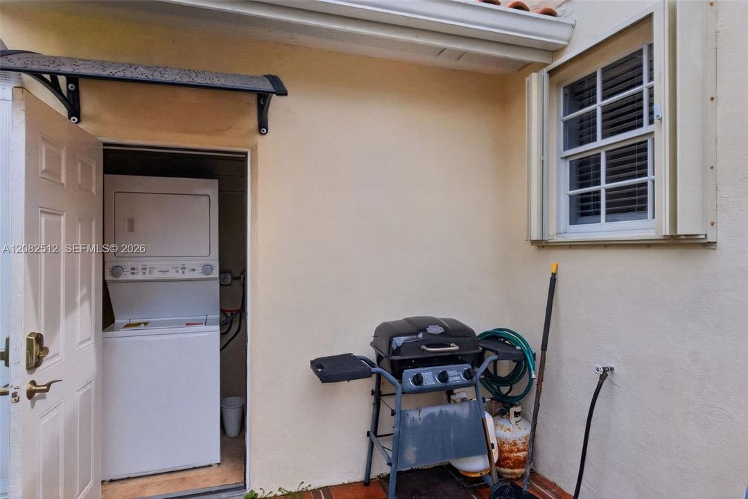 En Venta: $750,000 (3 camas, 2 baños, 1282 Pies cuadrados)