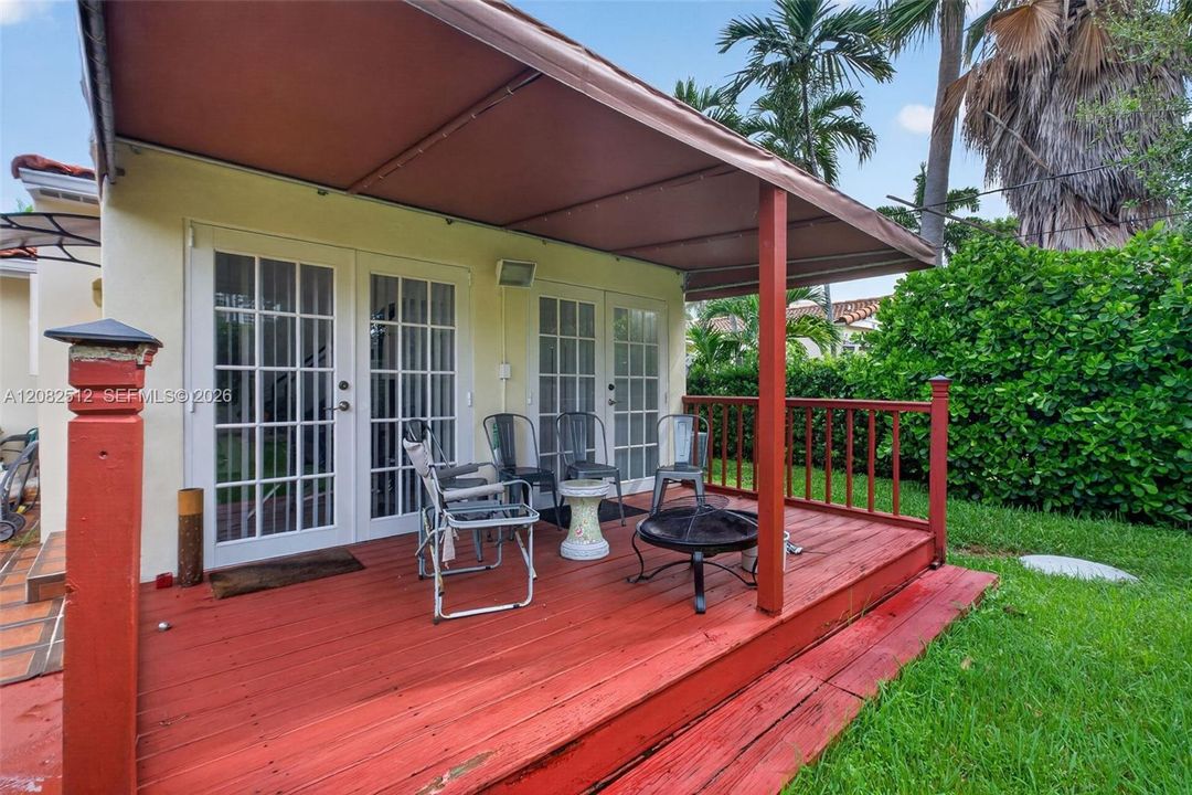 En Venta: $750,000 (3 camas, 2 baños, 1282 Pies cuadrados)