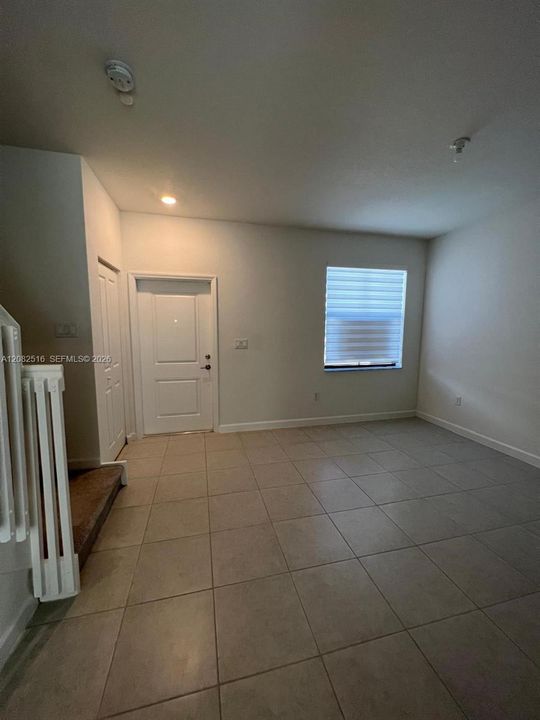 For Sale: $445,000 (3 beds, 2 baths, 1393 Square Feet)