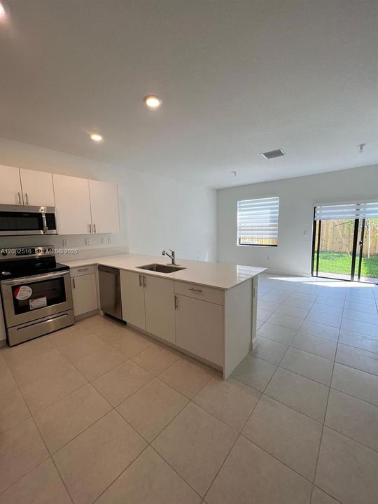 For Sale: $445,000 (3 beds, 2 baths, 1393 Square Feet)