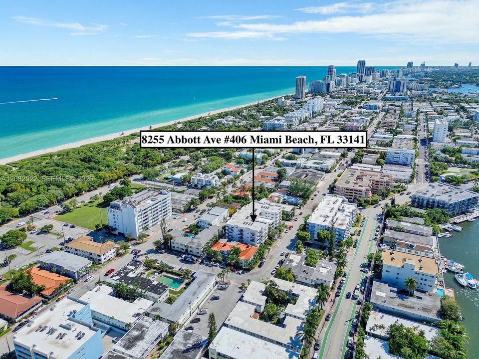 For Rent: $3,200 (2 beds, 2 baths, 1056 Square Feet)