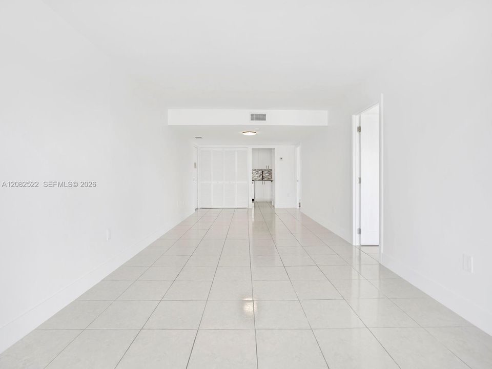 For Rent: $3,200 (2 beds, 2 baths, 1056 Square Feet)