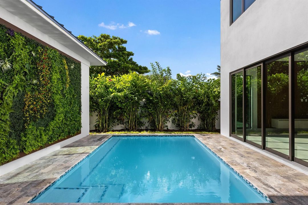 Pool 6