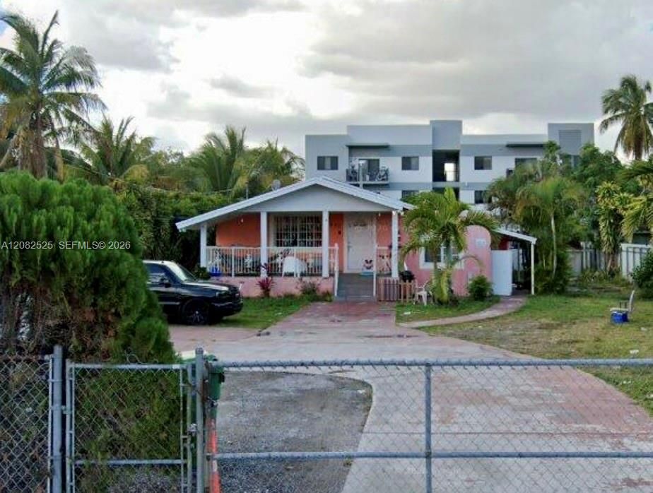 En Venta: $750,000 (3 camas, 2 baños, 1920 Pies cuadrados)