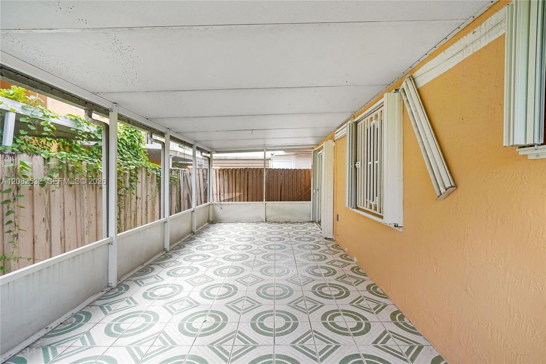 En Venta: $505,000 (3 camas, 2 baños, 1235 Pies cuadrados)