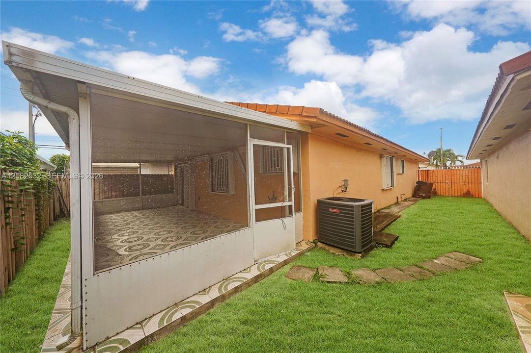 En Venta: $505,000 (3 camas, 2 baños, 1235 Pies cuadrados)