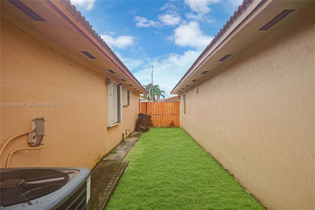 En Venta: $505,000 (3 camas, 2 baños, 1235 Pies cuadrados)