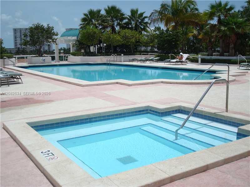 Swimming Pool/Hot Tub/Sauna