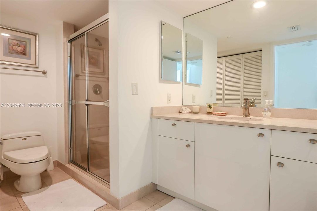 For Rent: $5,500 (2 beds, 2 baths, 1786 Square Feet)
