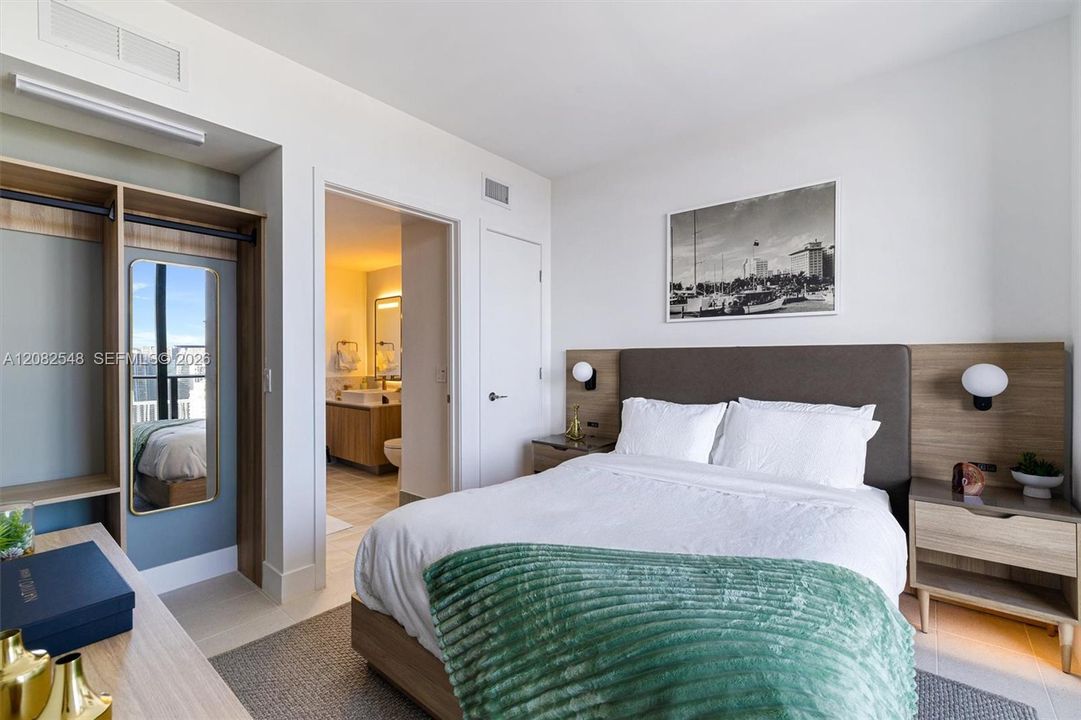 En Venta: $870,000 (2 camas, 2 baños, 837 Pies cuadrados)