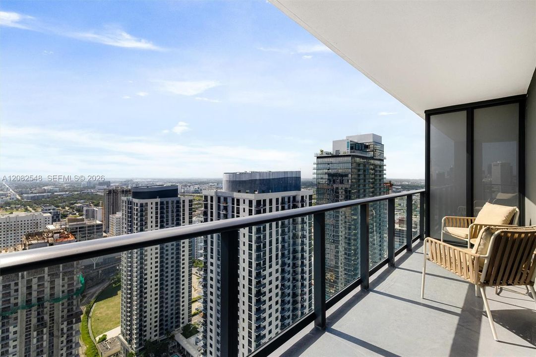 En Venta: $870,000 (2 camas, 2 baños, 837 Pies cuadrados)
