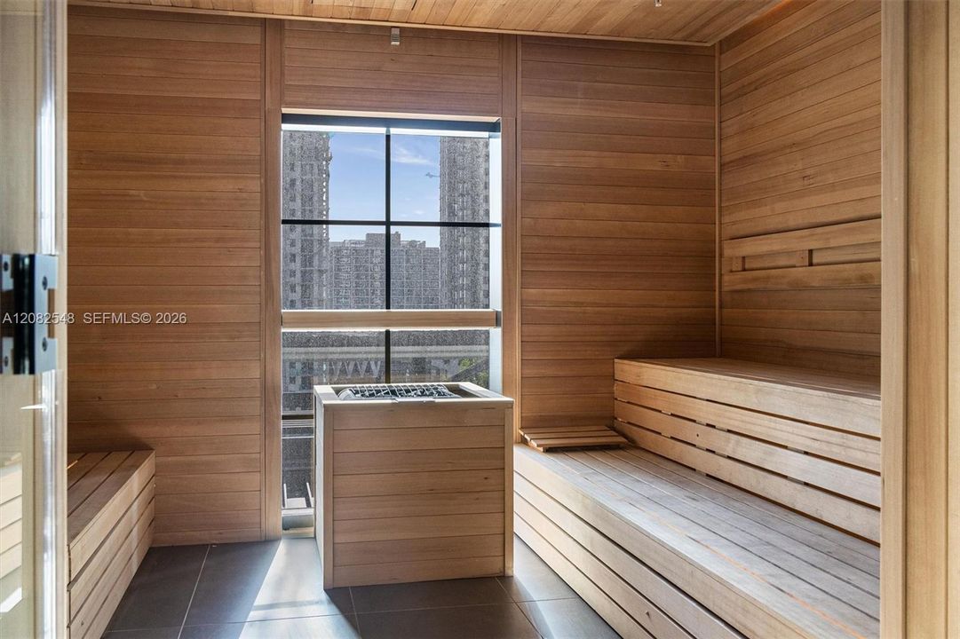 En Venta: $870,000 (2 camas, 2 baños, 837 Pies cuadrados)