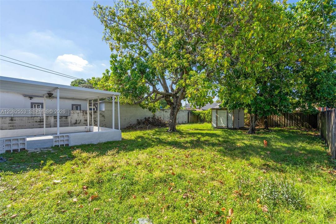 En Venta: $555,000 (3 camas, 2 baños, 0 Pies cuadrados)