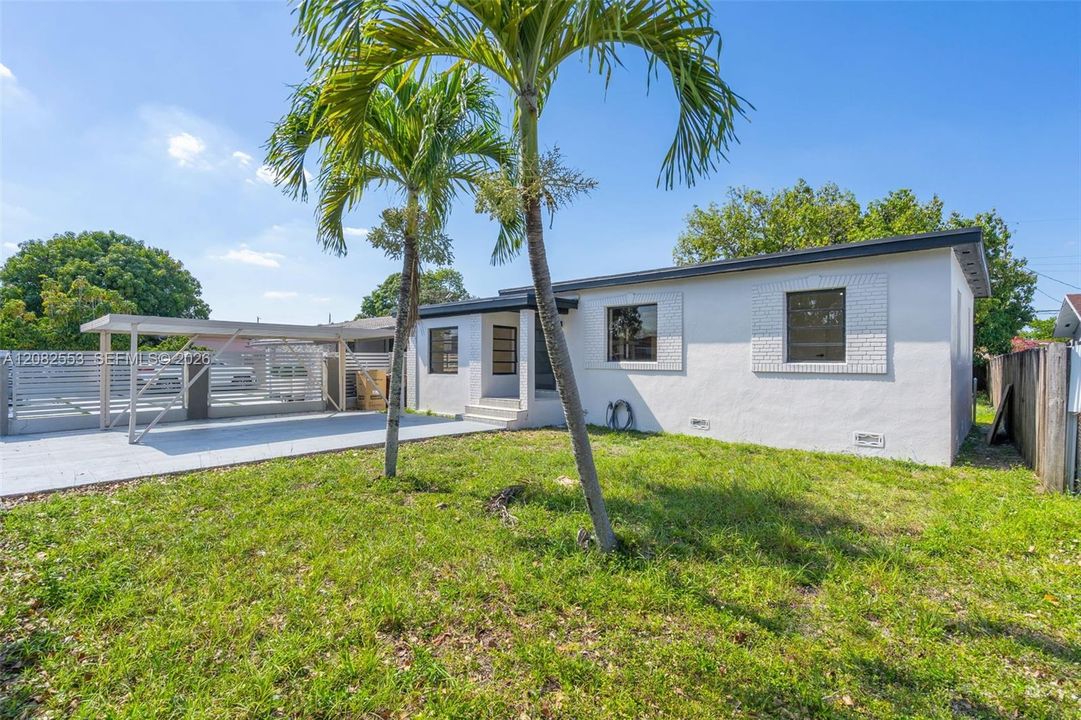 En Venta: $555,000 (3 camas, 2 baños, 0 Pies cuadrados)
