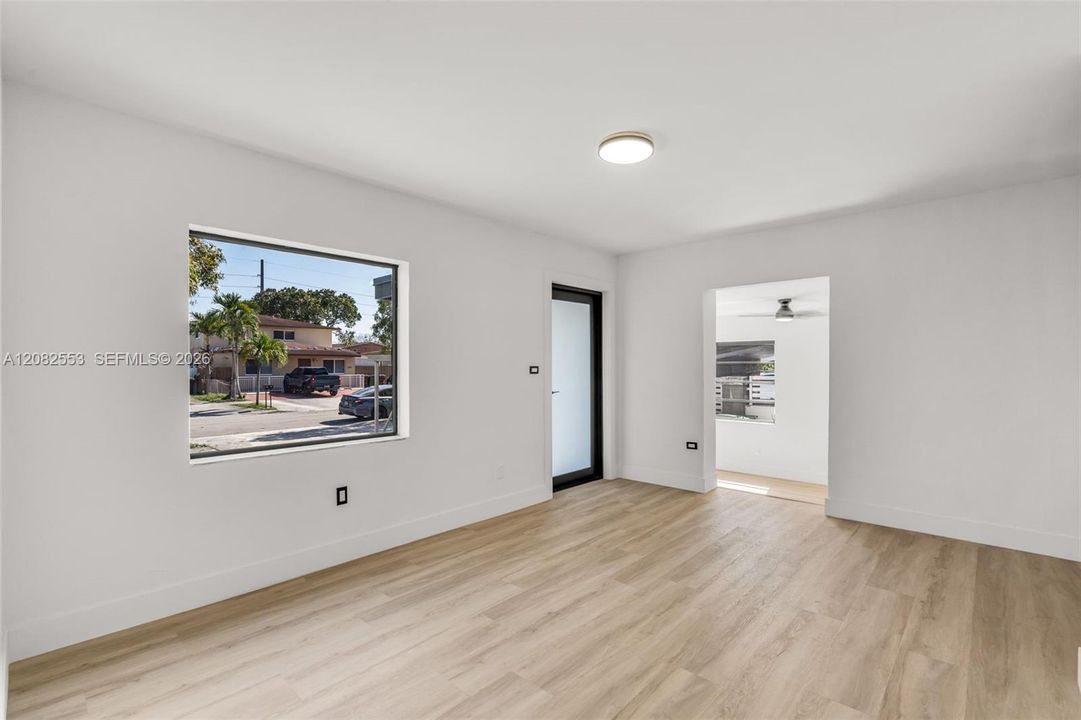 En Venta: $555,000 (3 camas, 2 baños, 0 Pies cuadrados)