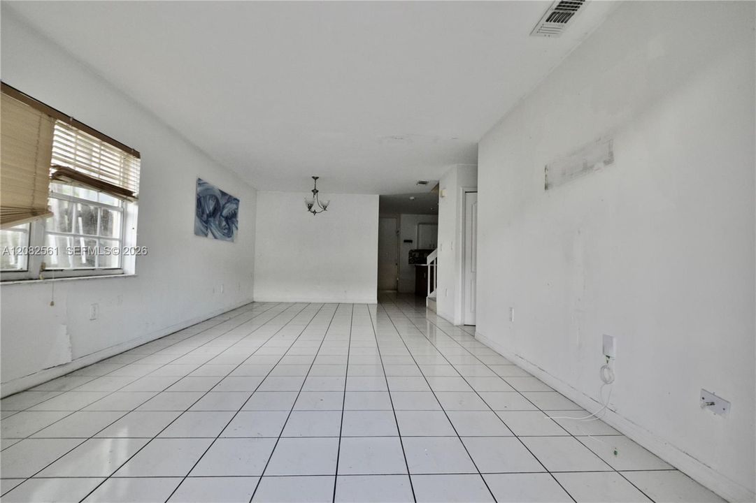 For Sale: $485,000 (3 beds, 2 baths, 1848 Square Feet)