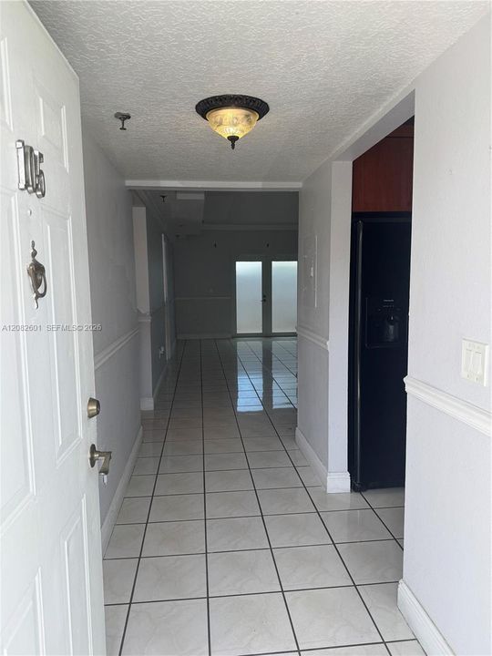 En Venta: $350,000 (2 camas, 2 baños, 1150 Pies cuadrados)
