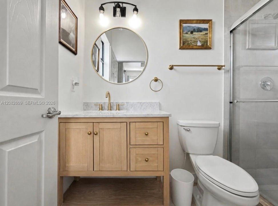 For Sale: $400,000 (3 beds, 2 baths, 1524 Square Feet)