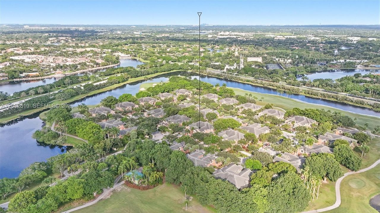 En Venta: $650,000 (3 camas, 2 baños, 1560 Pies cuadrados)