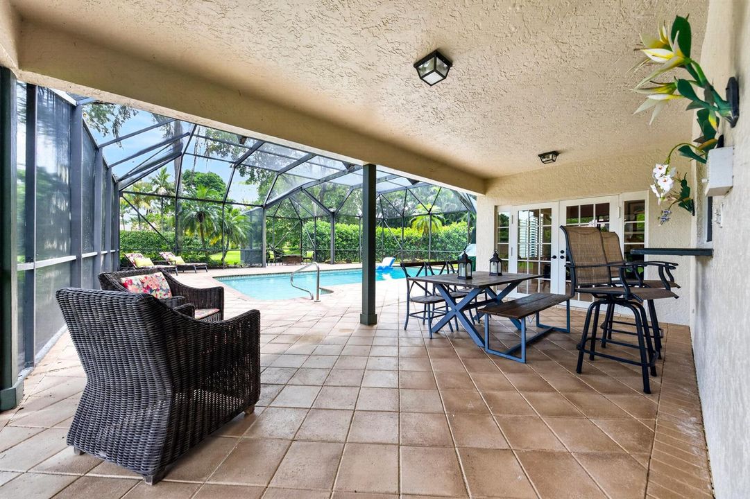 050-062-Patio-4000x2666