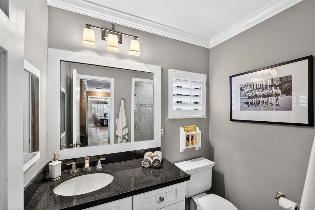 028-055-Bathroom-4000x2666