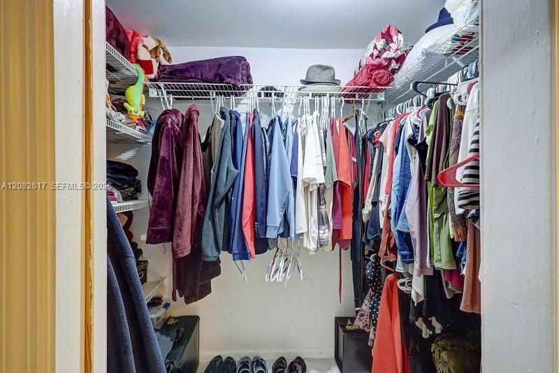 На продажу: $389,000 (3 спален, 2 ванн, 1760 Квадратных фут)