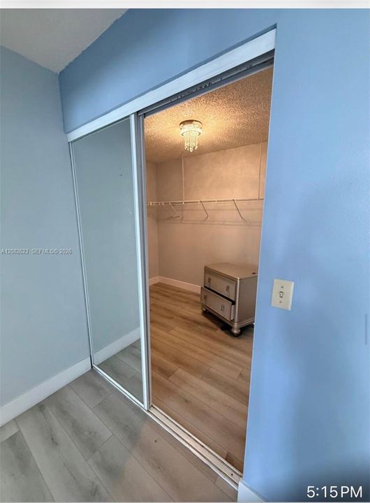 En Renta: $4,500 (4 camas, 3 baños, 2608 Pies cuadrados)