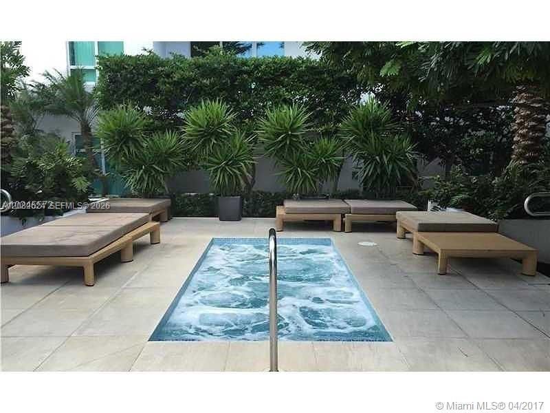 En Venta: $460,000 (1 camas, 1 baños, 639 Pies cuadrados)