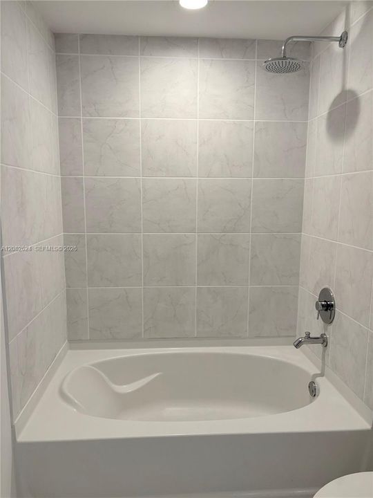 En Venta: $460,000 (1 camas, 1 baños, 639 Pies cuadrados)